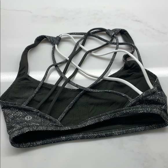 Lululemon sports bra - Picture 2 of 2